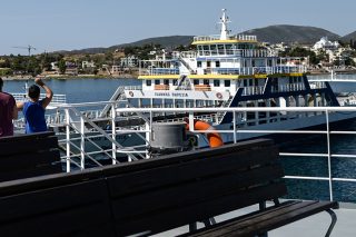 ferry boat salamina perama